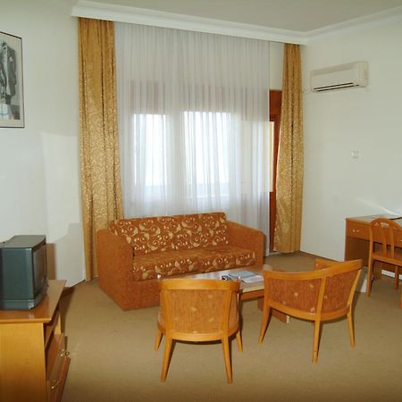 Omtel Otel Atakum Extérieur photo